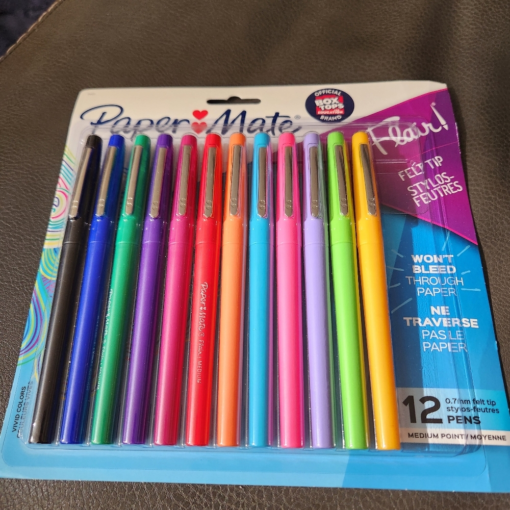Paper Mate Flair Felt Tip Pens Medium Point (0.7mm) 12 count Markers  New
